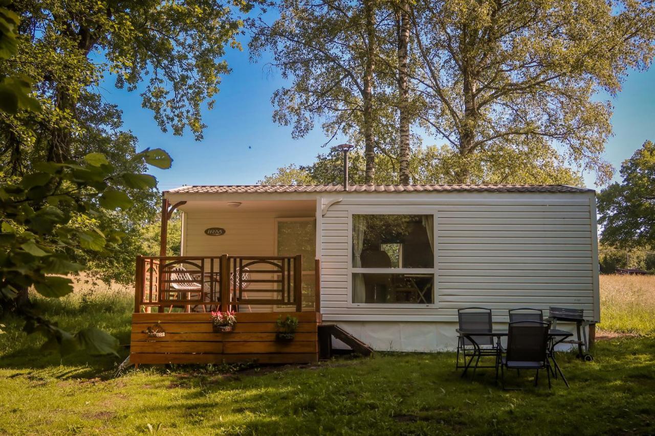 Mini-Glamping En Auvergne Villa Sainte-Christine  Exterior photo