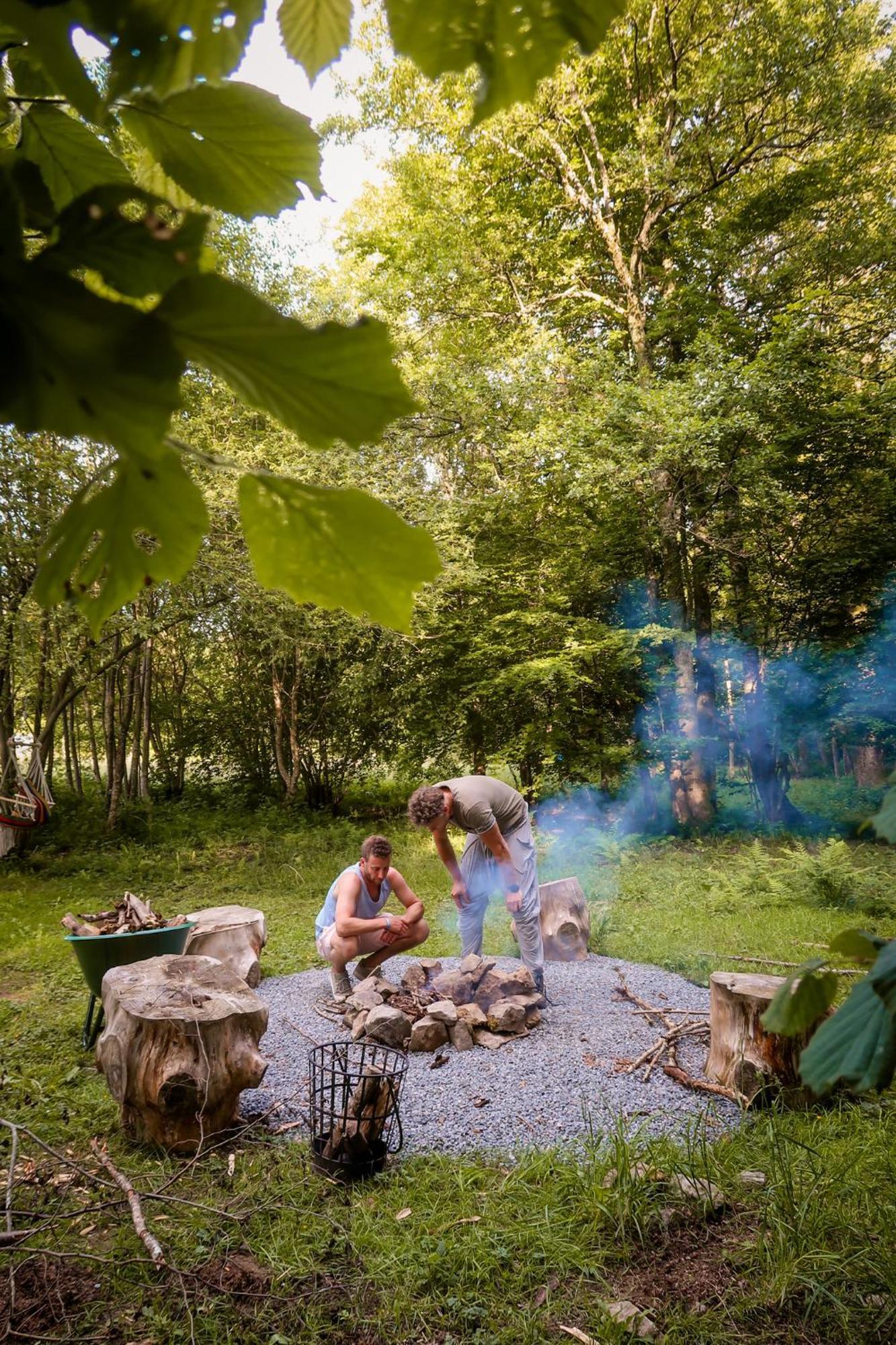 Mini-Glamping En Auvergne Villa Sainte-Christine  Exterior photo